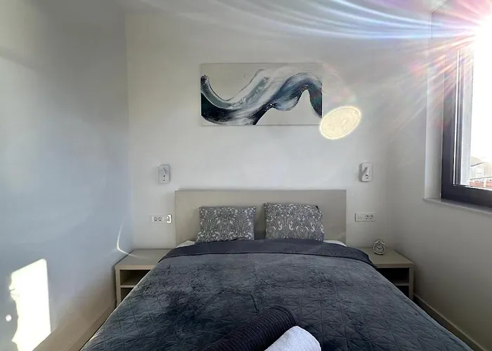 Sea And Sky Penthouse, Apartament Zadar