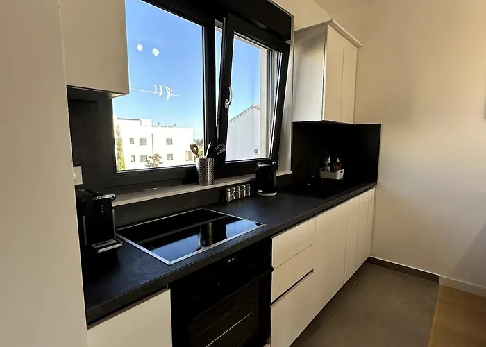 Sea And Sky Penthouse, Apartament